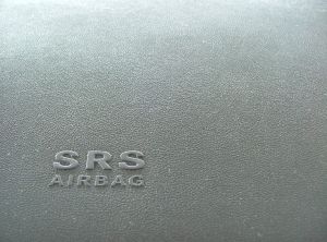 208305_airbag.jpg