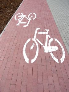 983414_bicycle_path.jpg