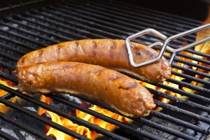 grilled-sausage-links-1422472-m.jpg