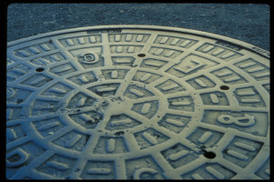 manhole-cover-san-francisco-1496606-300x200