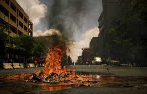 Police pursuit in Acton ends in flames